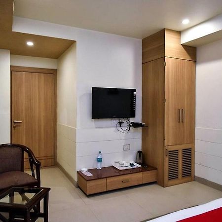 Hotel City Square Hisār Zewnętrze zdjęcie