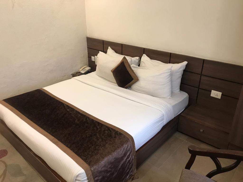 Hotel City Square Hisār Zewnętrze zdjęcie